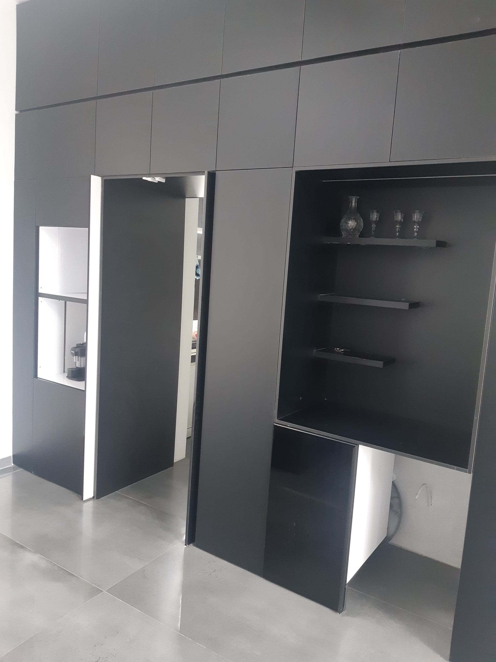 پاکت در یا درهای مخفی